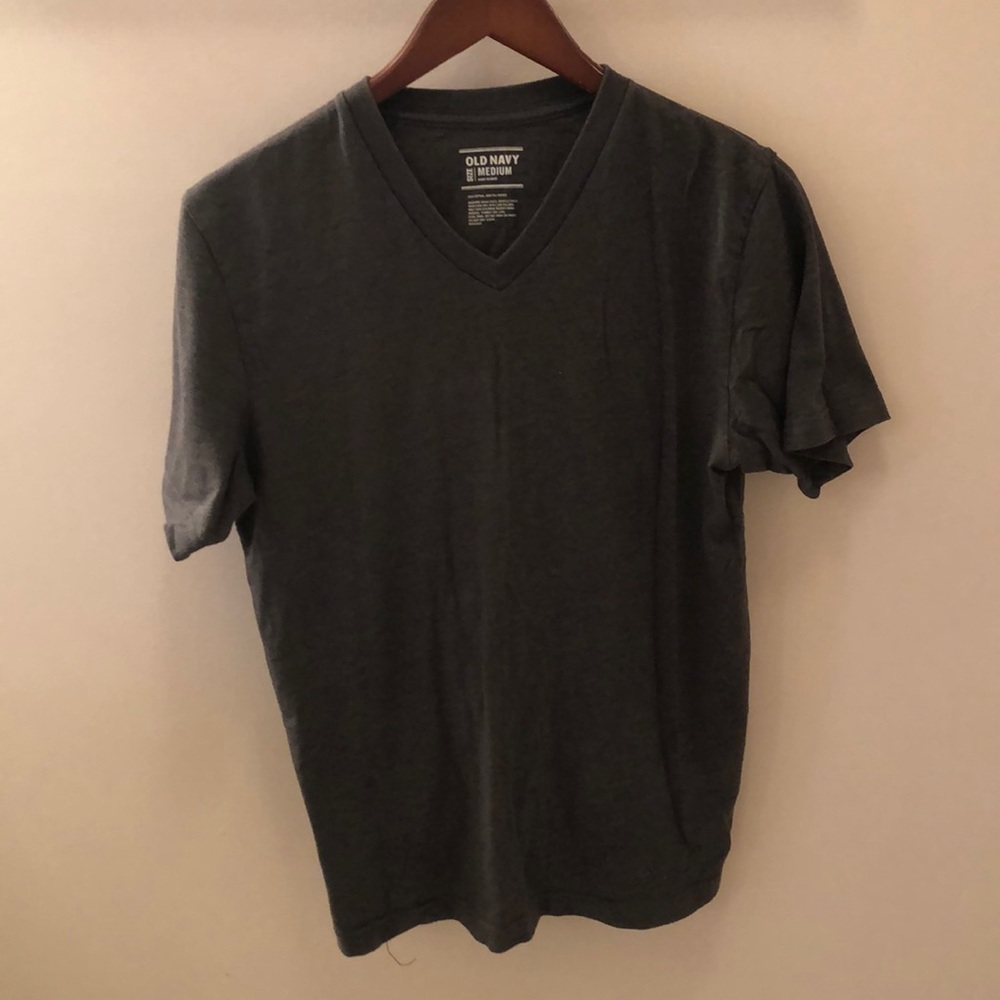 Old navy v neck t shirt